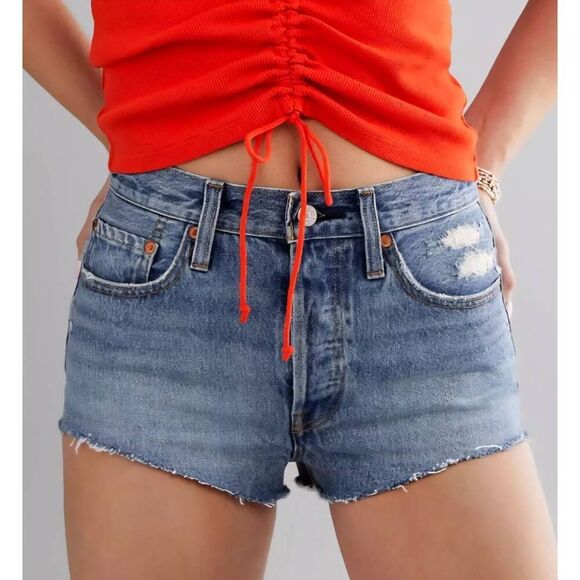 Levi's Shorts Women's 24 00 Blue 501 Micro Shorts Cutoff Hot Pants Ripped - Picture 1 of 5